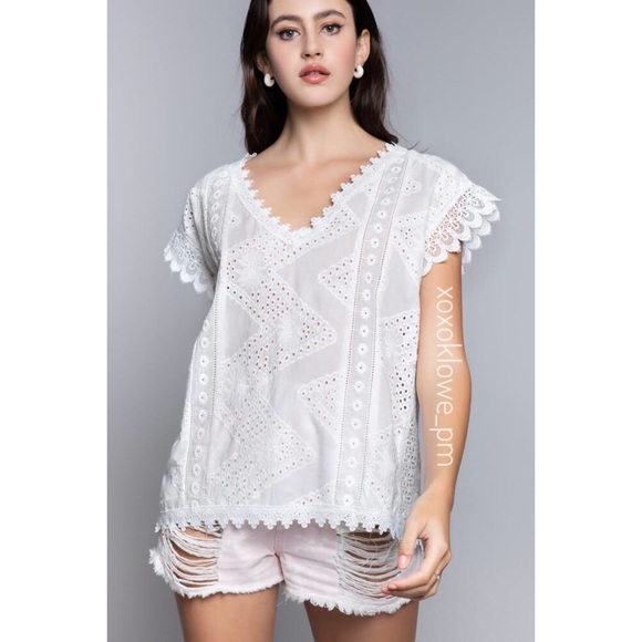POL White Cotton V Neck Short Sleeve Embroidered Eyelet Lace Trimmed Top - Picture 6 of 9